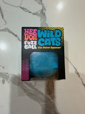 Nee Doh Wild Cats Fuzz Ball Cat Toy - Blue BRAND NEW | LIMITED EDITION